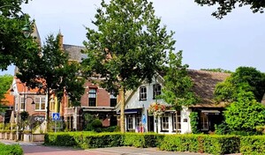 laren-02 laren-02